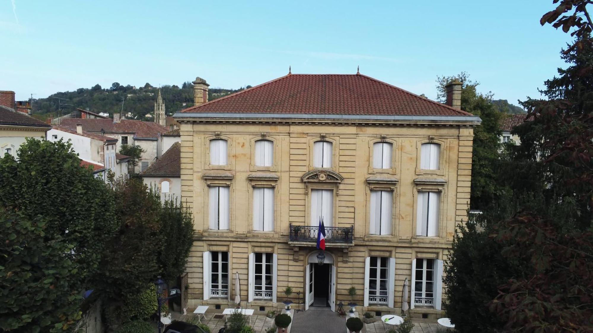 Hotel Chateau Des Jacobins 3*